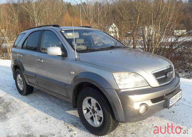 2004' Kia Sorento photo #1