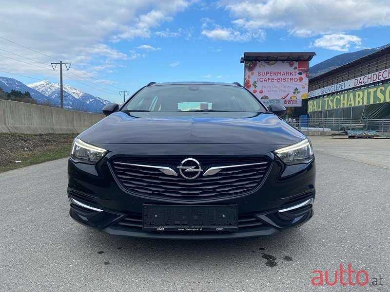 2018' Opel Insignia photo #6
