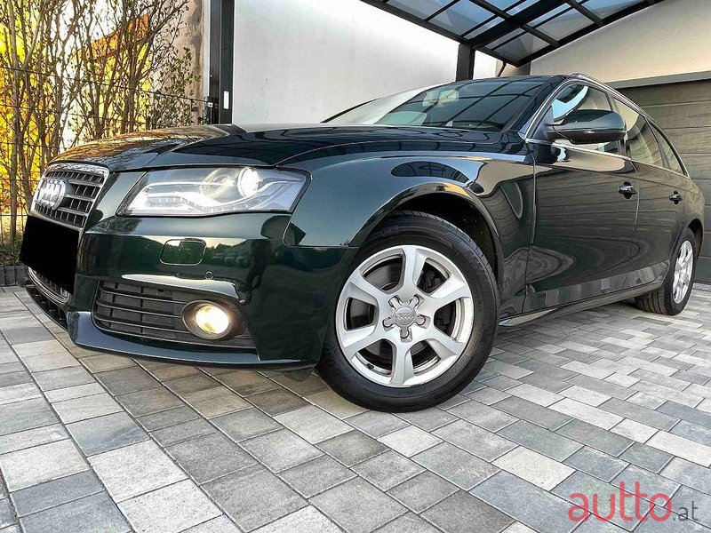 2010' Audi A4 photo #1