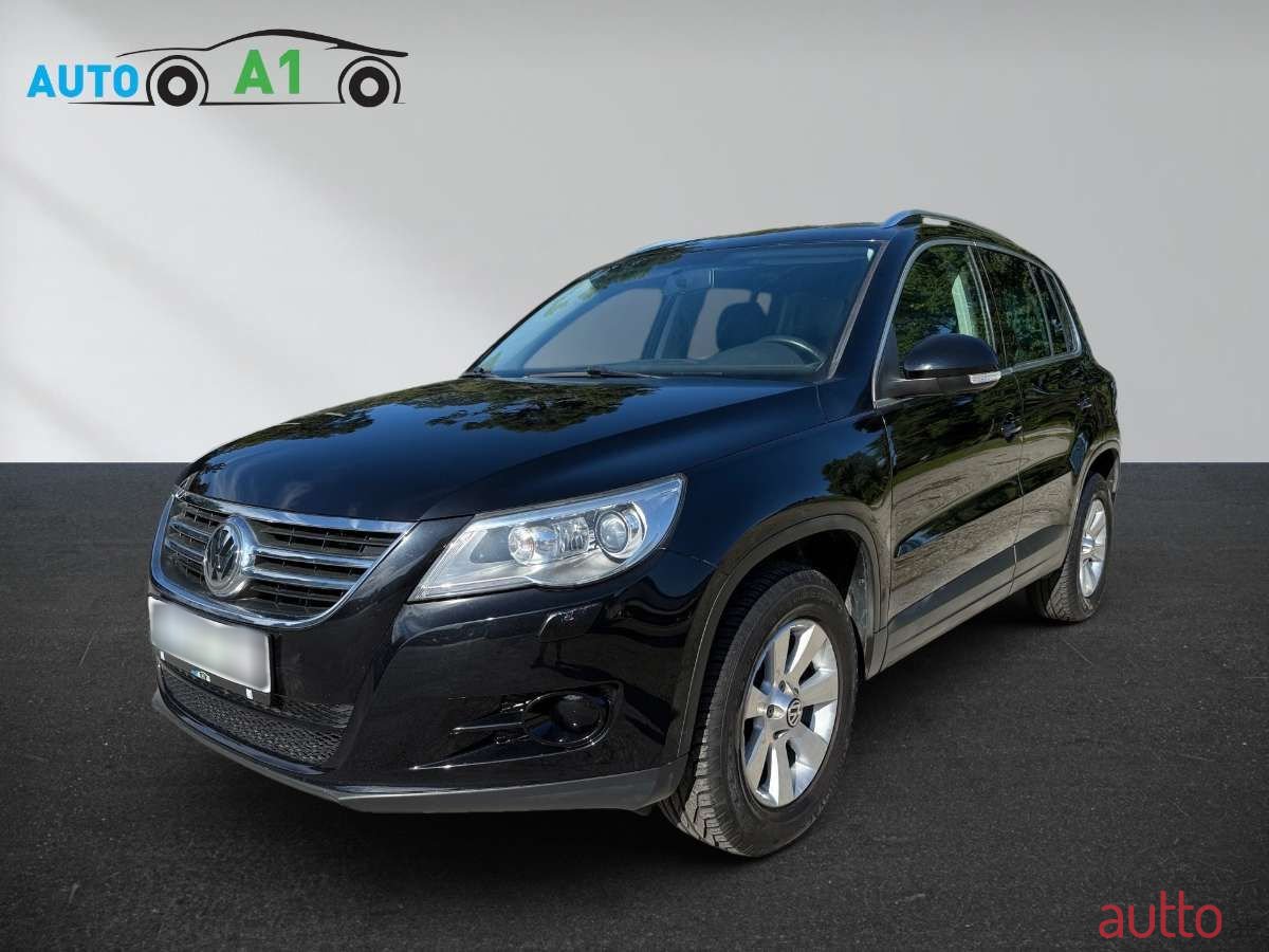 2009' Volkswagen Tiguan photo #1