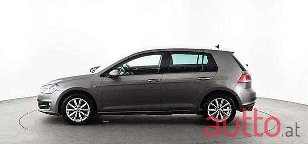 2015' Volkswagen Golf photo #1