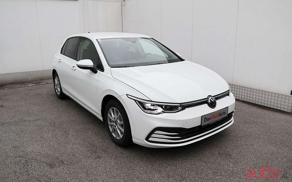 2020' Volkswagen Golf photo #3