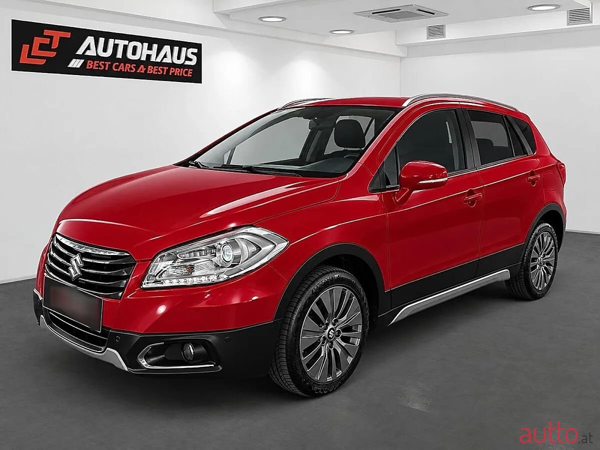 2016' Suzuki SX4 photo #1