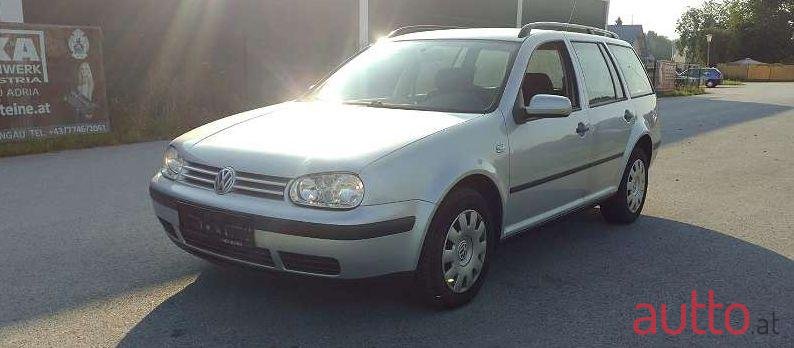 2000' Volkswagen Golf photo #2