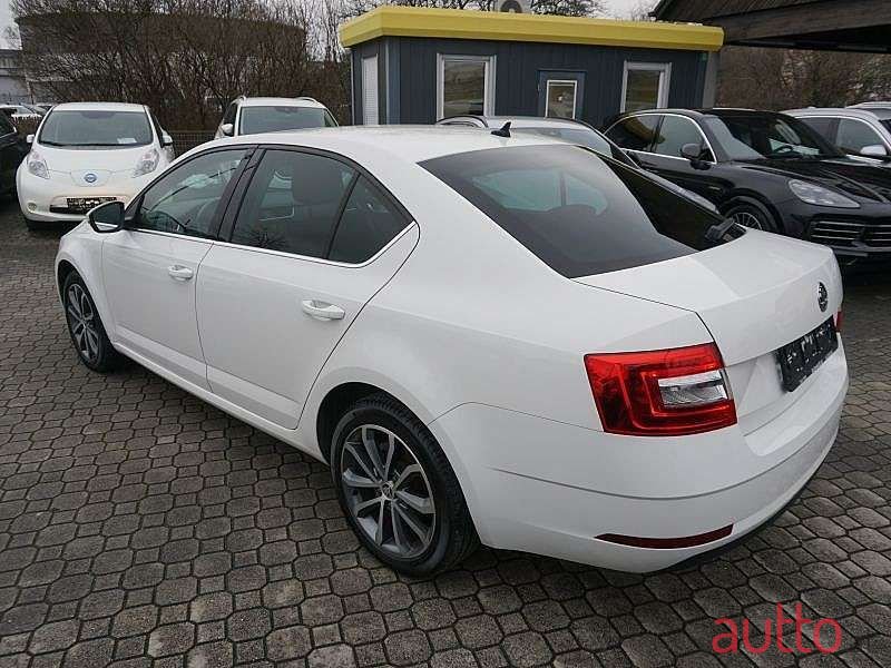 2019' Skoda Octavia photo #4