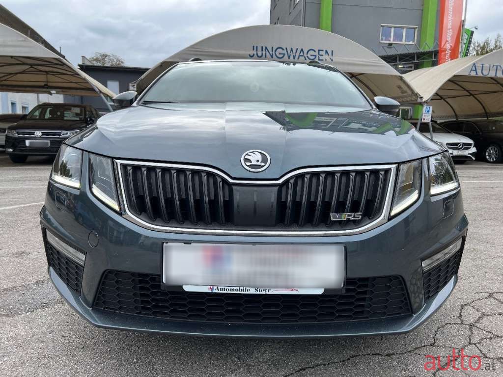 2018' Skoda Octavia photo #2