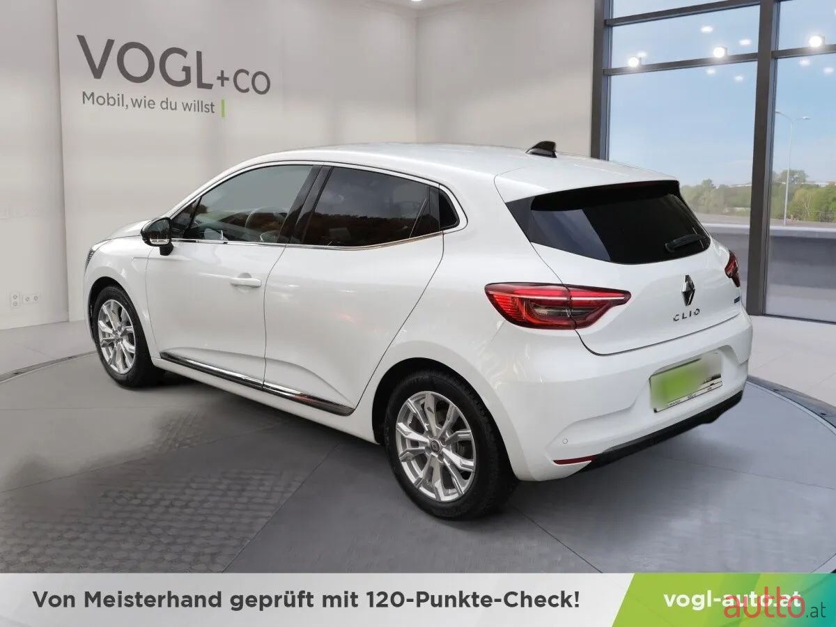 2022' Renault Clio photo #3
