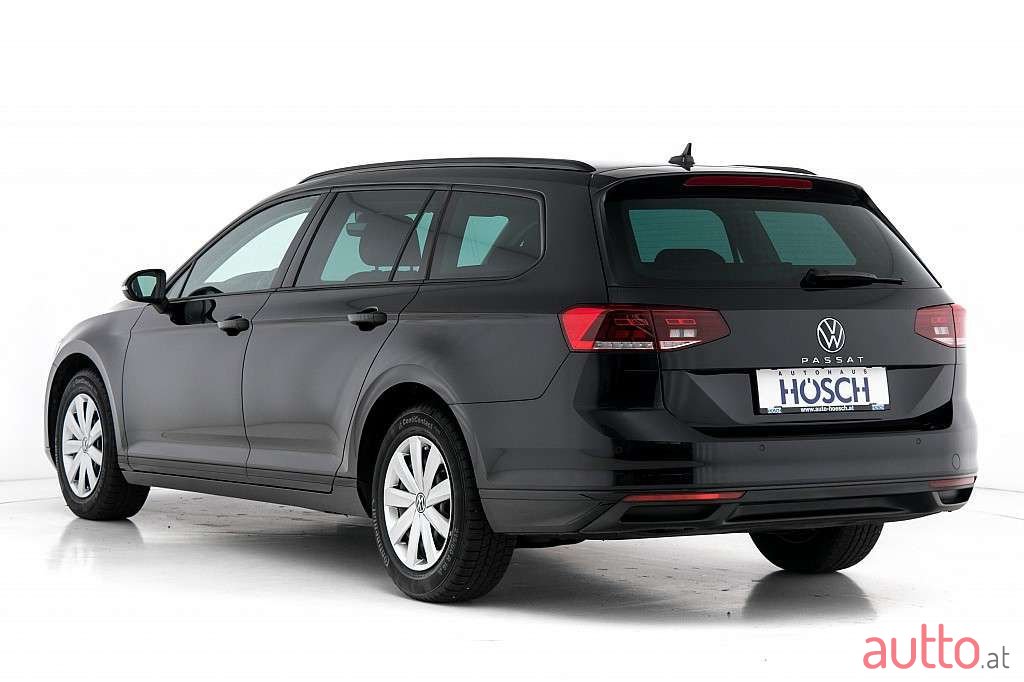 2021' Volkswagen Passat photo #3