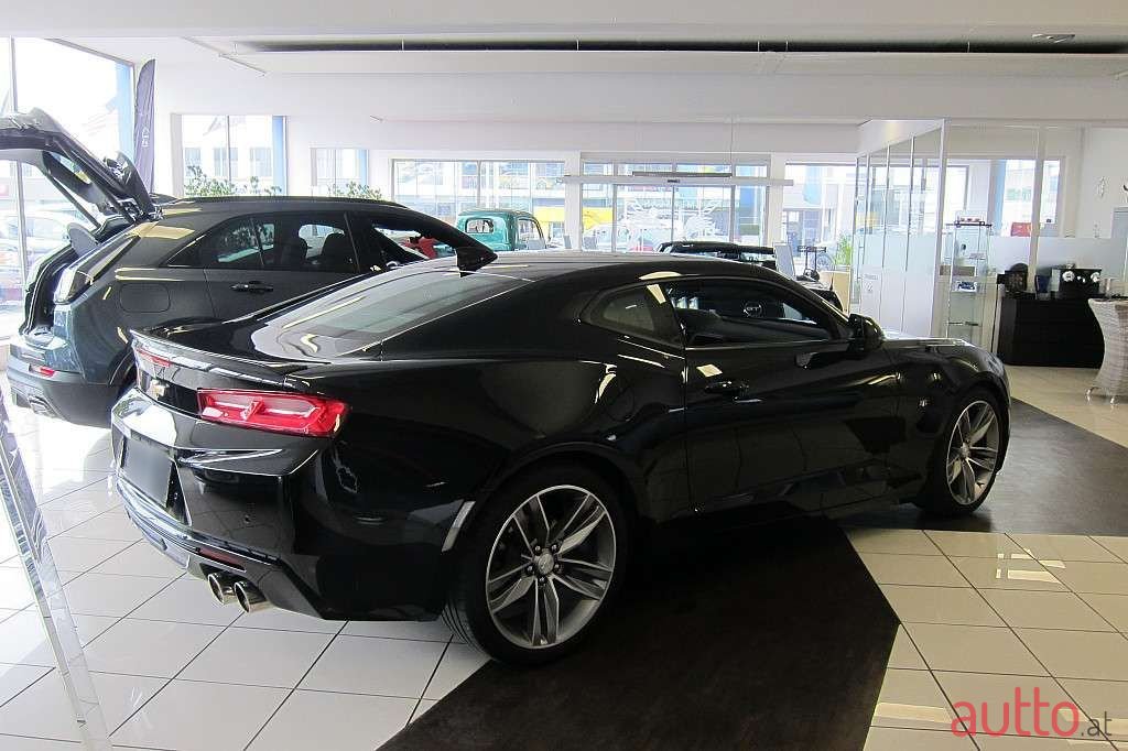 2018' Chevrolet Camaro photo #6