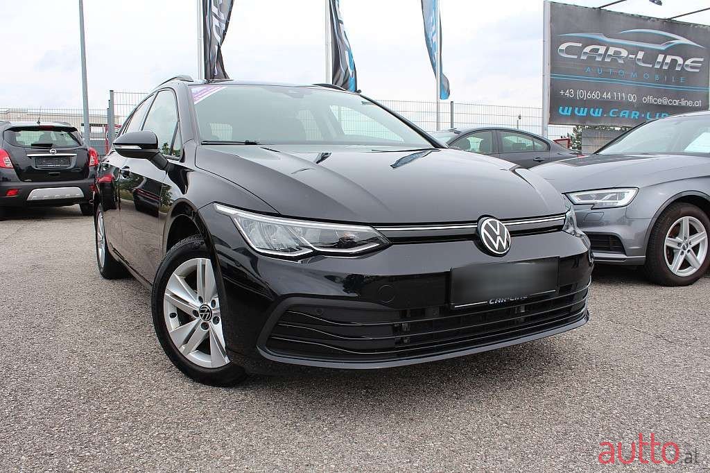 2021' Volkswagen Golf photo #1