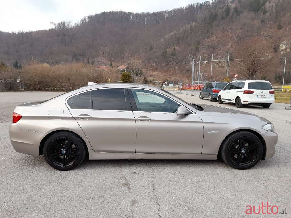 2013' BMW 5Er-Reihe photo #4