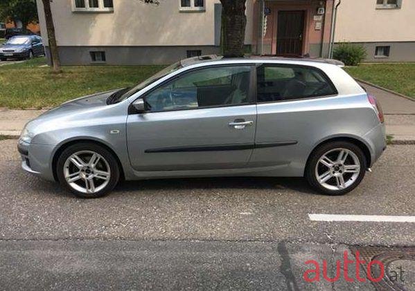 2004' Fiat Stilo photo #1