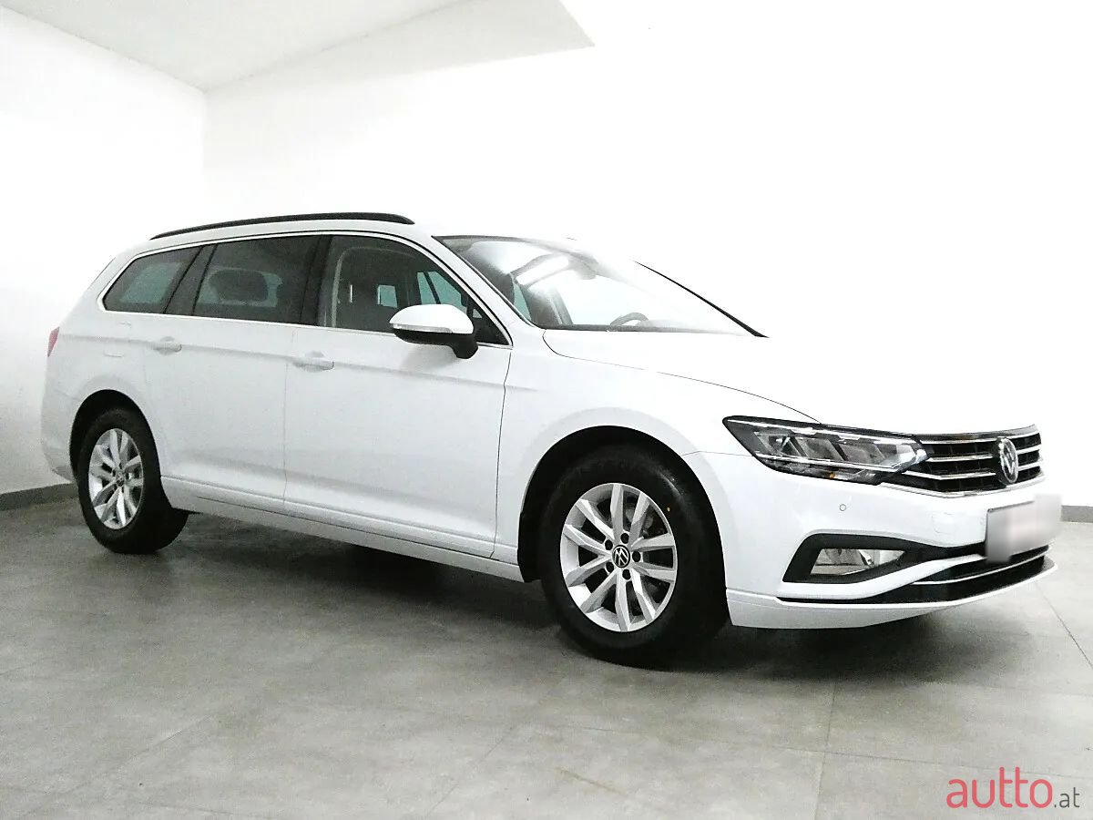 2022' Volkswagen Passat photo #3