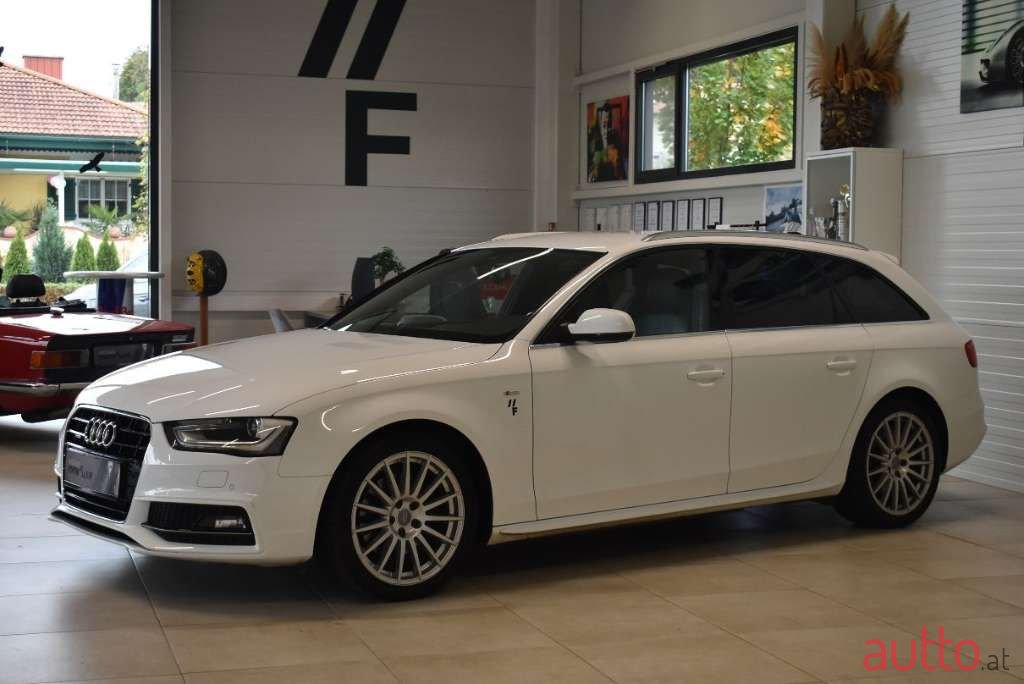 2012' Audi A4 photo #4