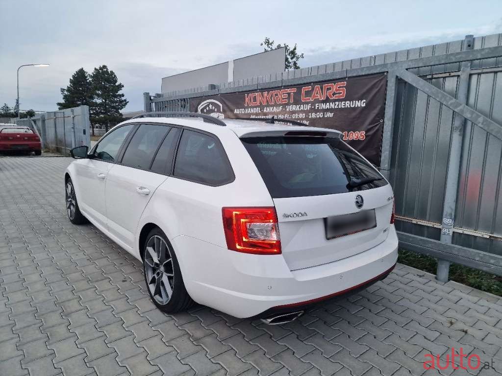 2014' Skoda Octavia photo #6