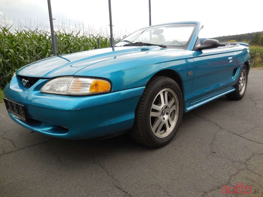 1995' Ford Mustang photo #1