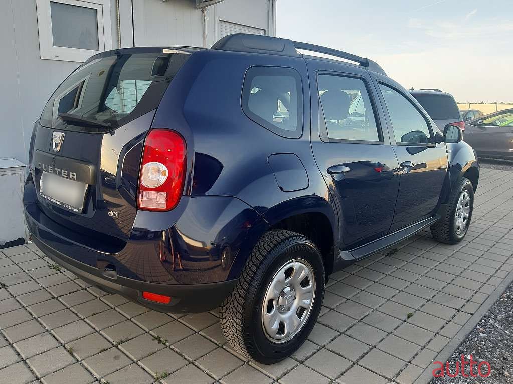 2011' Dacia Duster photo #6