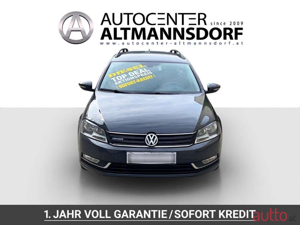 2011' Volkswagen Passat photo #4