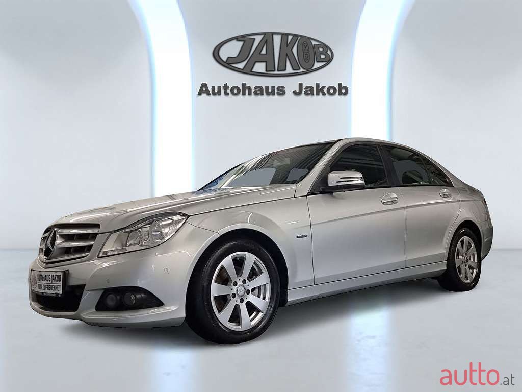 2013' Mercedes-Benz C-Klasse photo #1