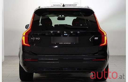 2023' Volvo XC90 photo #3