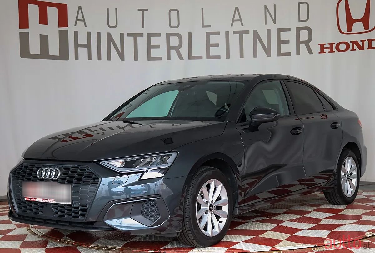 2021' Audi A3 photo #2