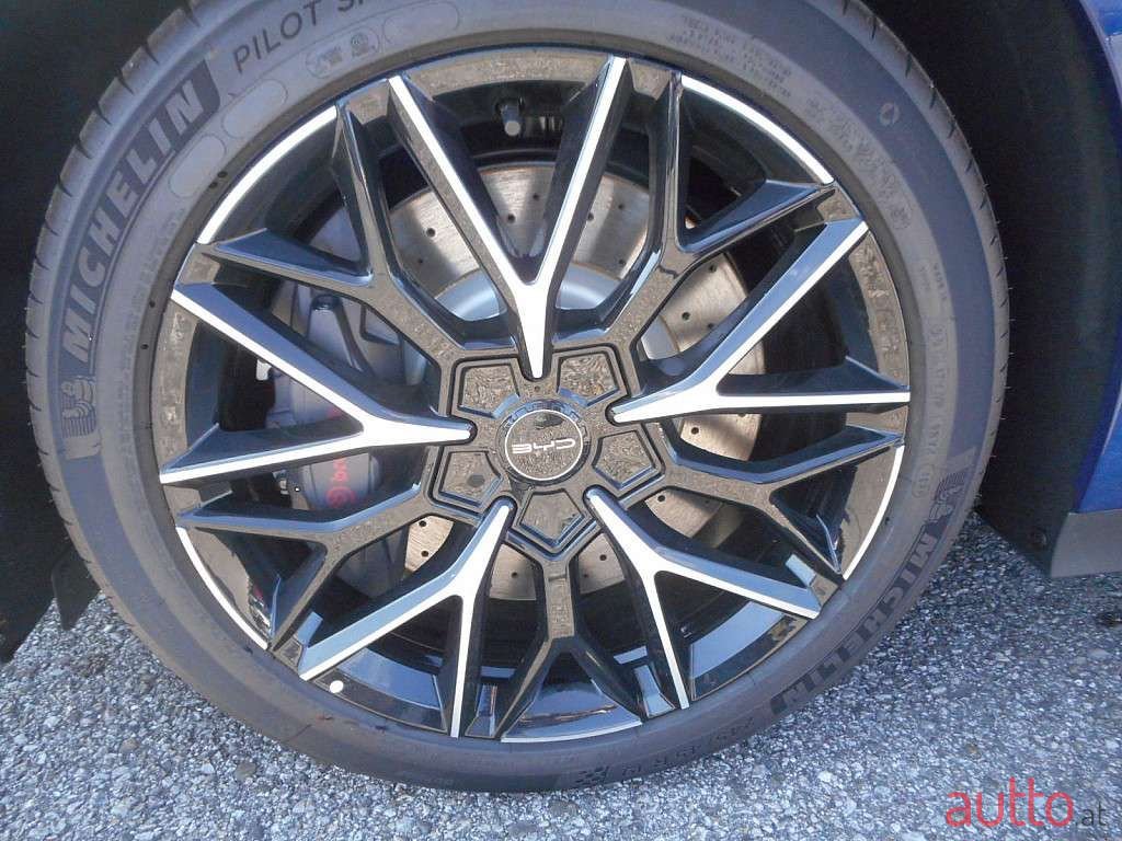 2023' BYD Han photo #5