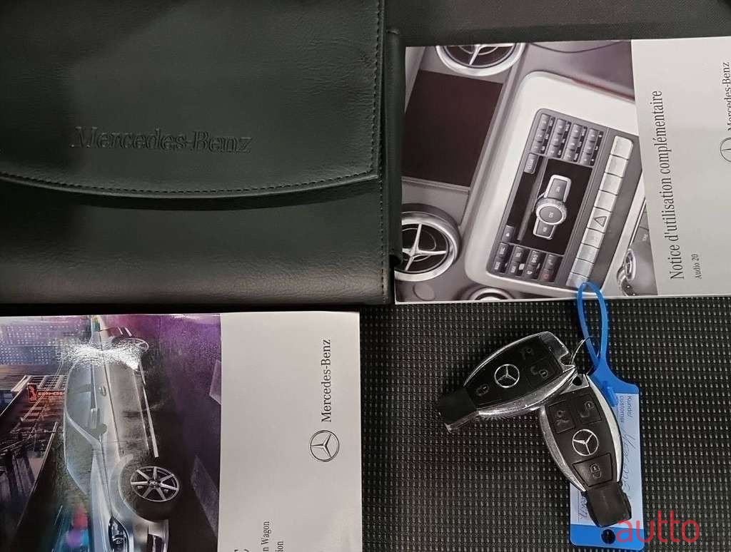 2012' Mercedes-Benz C-Klasse photo #5