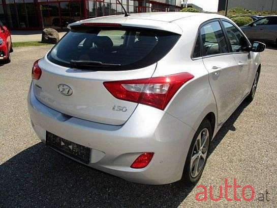 2015' Hyundai i30 photo #2