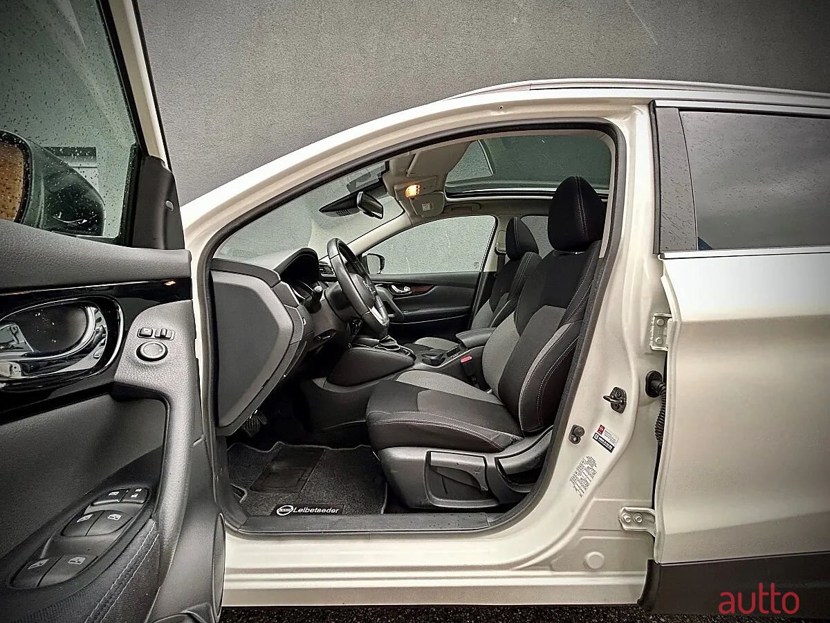 2020' Nissan Qashqai photo #6