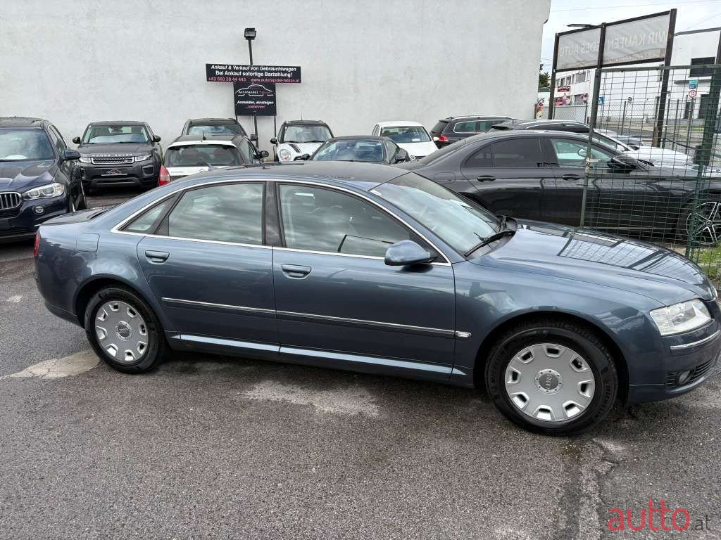2007' Audi A8 photo #2