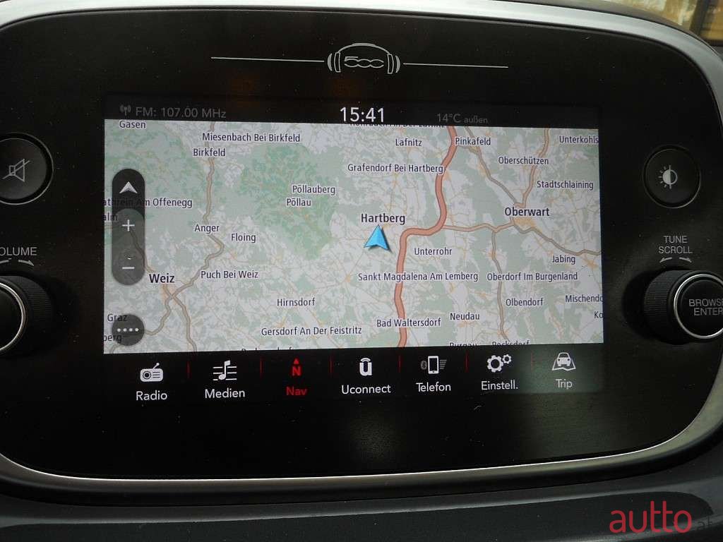 2017' Fiat 500X photo #2