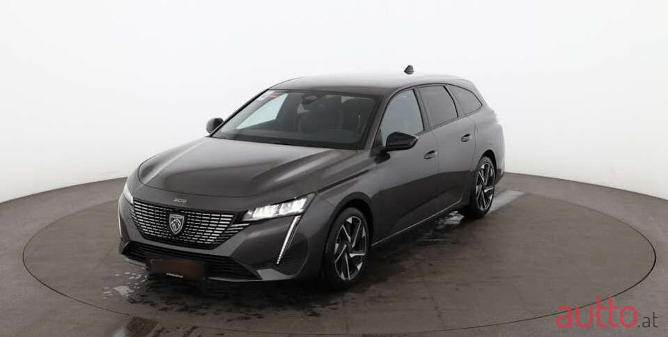 2022' Peugeot 308 photo #1