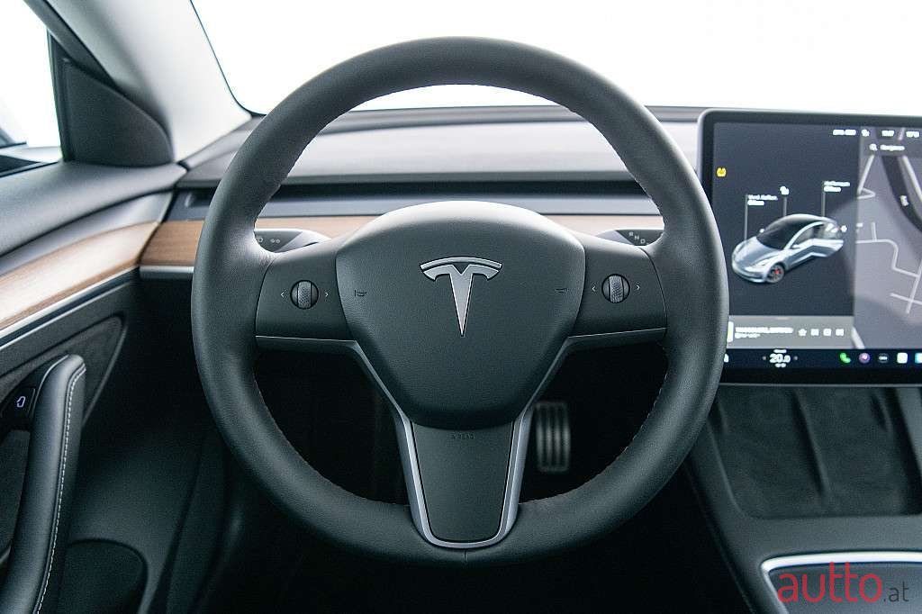 2022' Tesla Model 3 photo #6
