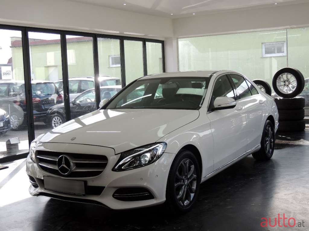 2014' Mercedes-Benz C-Klasse photo #2