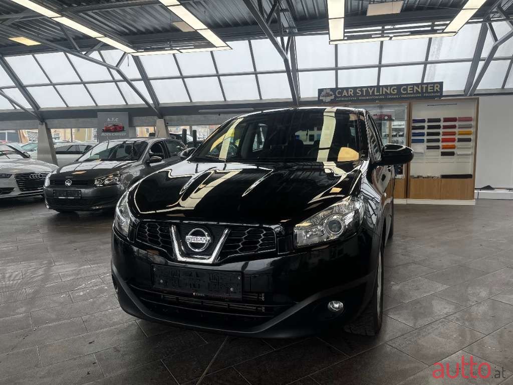 2013' Nissan Qashqai photo #1