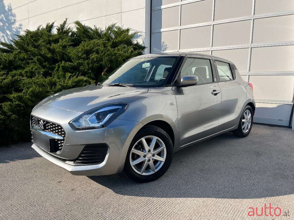 2021' Suzuki Swift photo #2