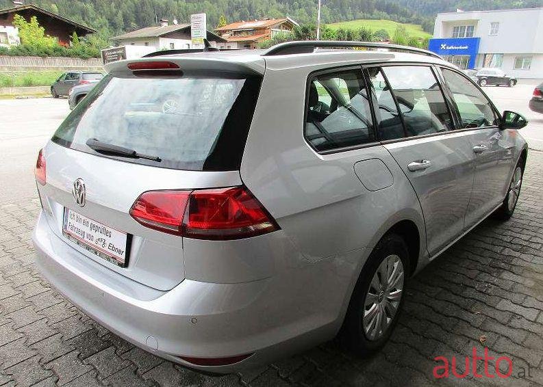 2014' Volkswagen Golf photo #1