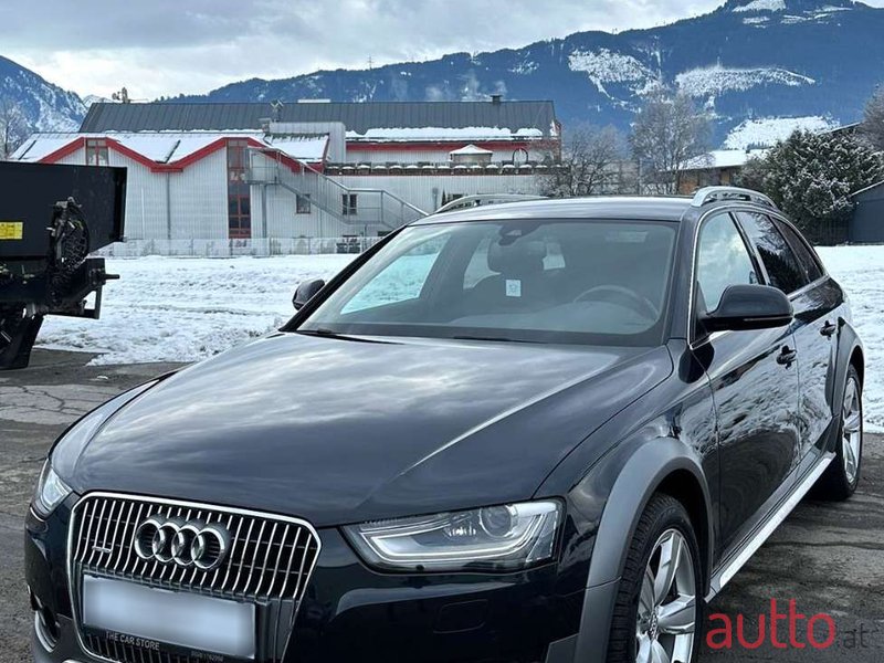 2015' Audi A4 Allroad photo #1