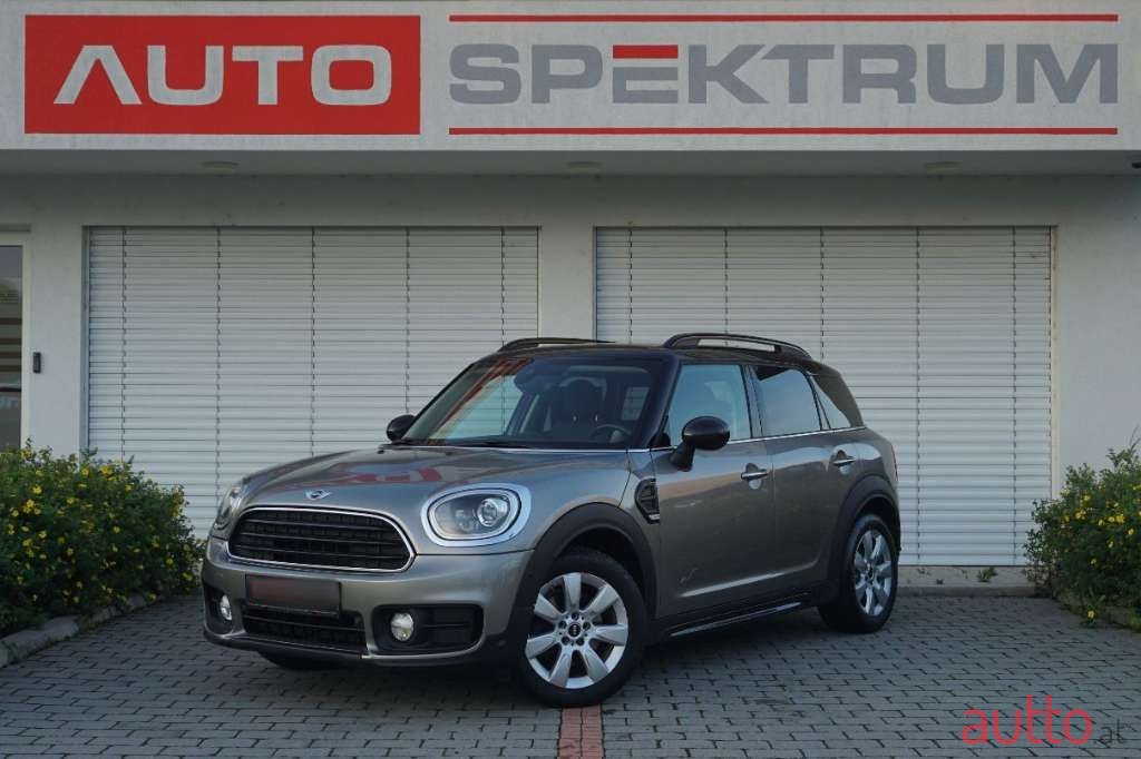 2017' MINI Countryman photo #1