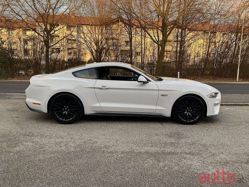 2019' Ford Mustang photo #3