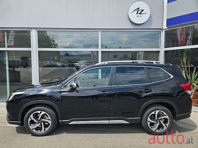 2024' Subaru Forester photo #1