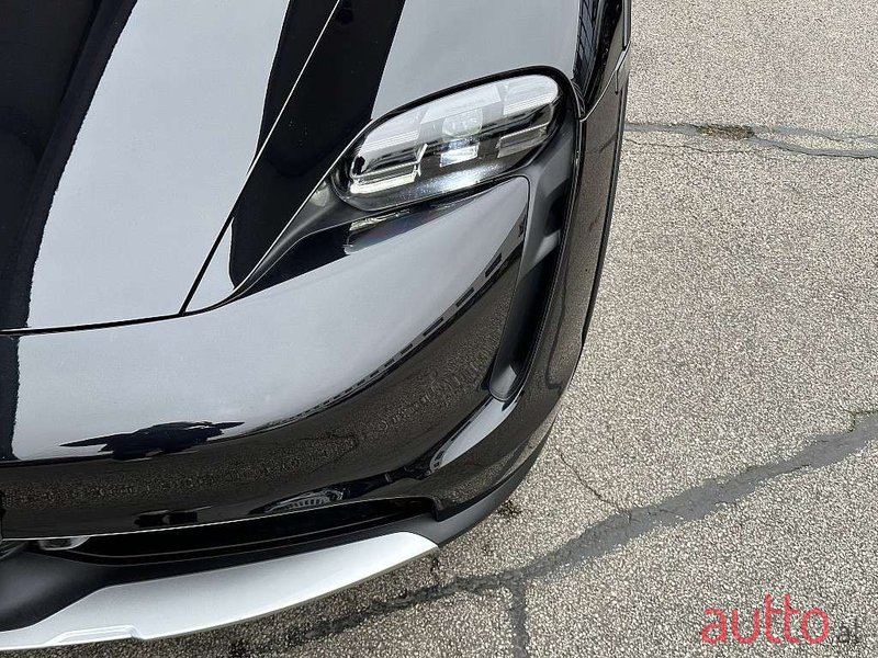2023' Porsche Taycan photo #5