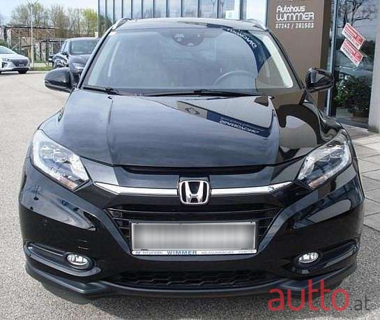 2017' Honda HR-V photo #2