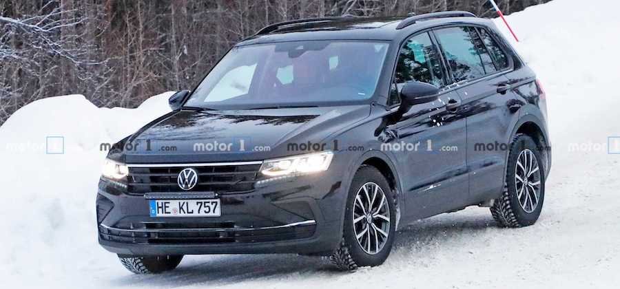 2021 VW Tiguan Facelift Spotted With Golf-Like Headlights