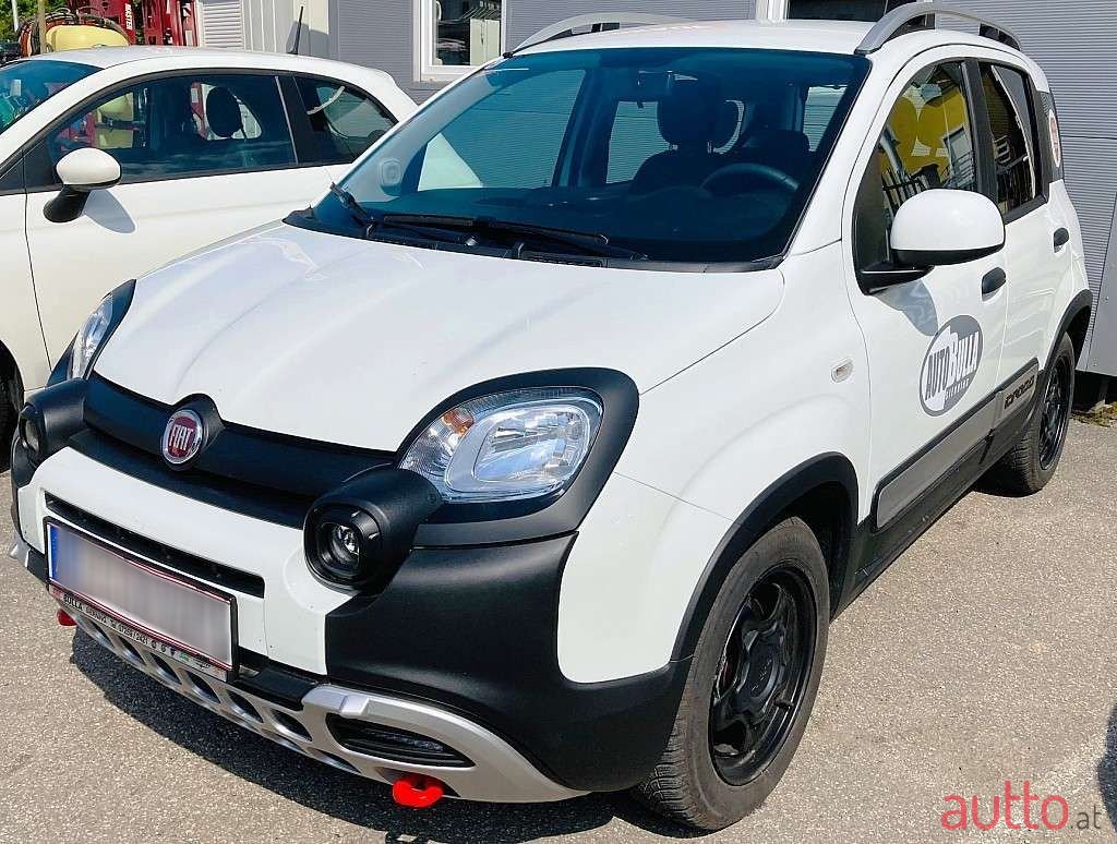 2022' Fiat Panda photo #1