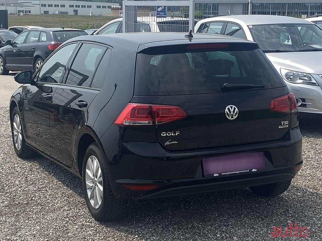 2013' Volkswagen Golf photo #6