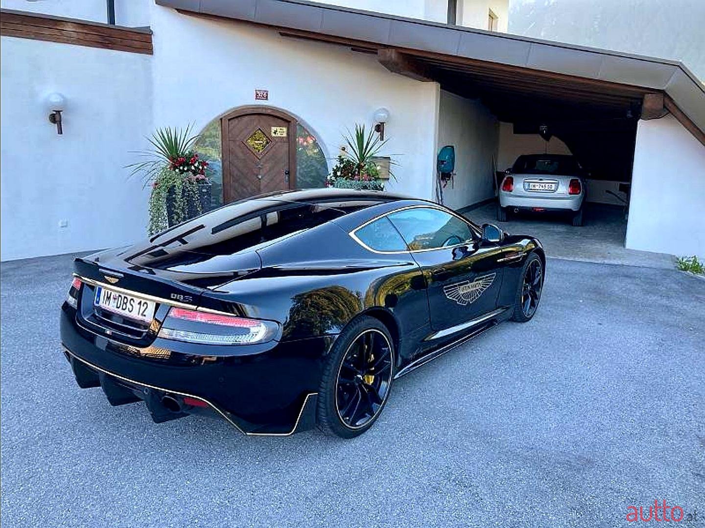 2010' Aston Martin DBS photo #3