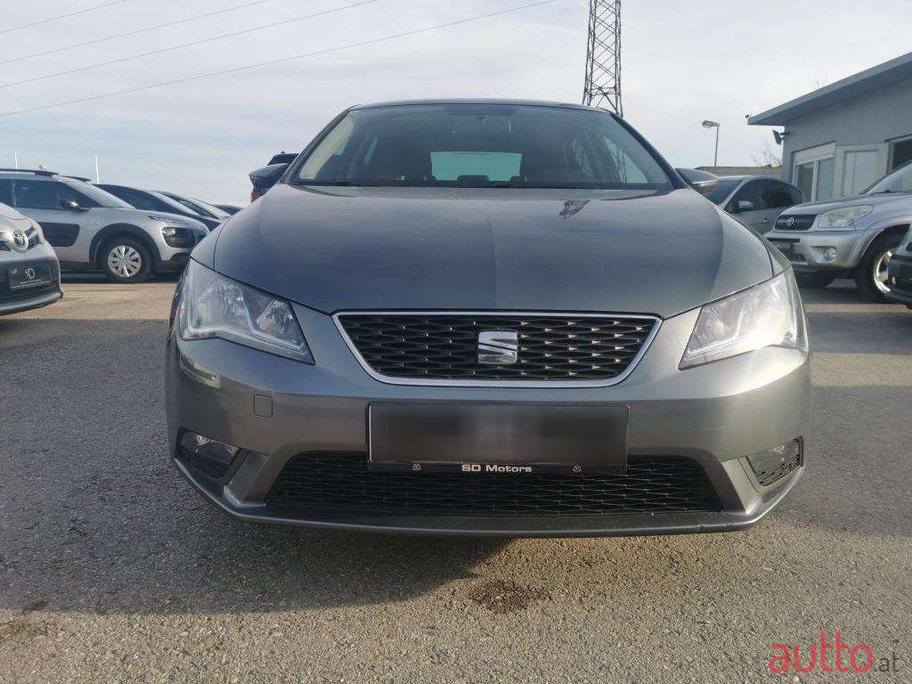 2013' SEAT Leon photo #2