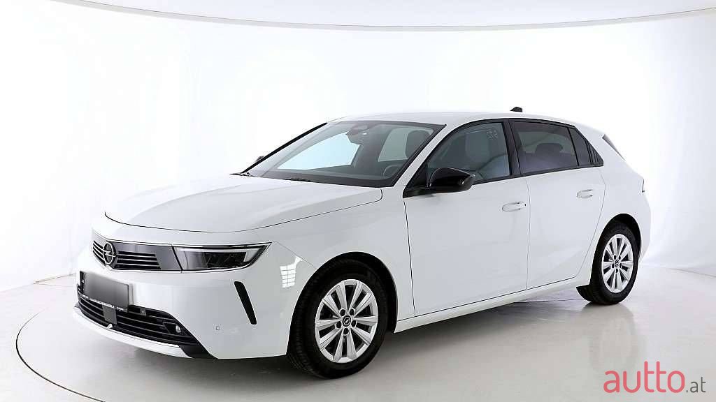 2023' Opel Astra photo #1