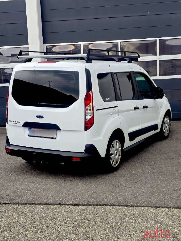 2017' Ford Tourneo photo #4